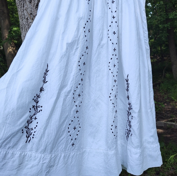 Banana Republic Sz 4 White Cotton Midi Dress Lined Embroidered Lace Side Zip - Picture 6 of 11